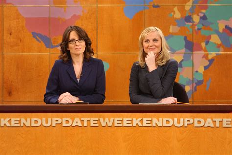 snl host 2/10